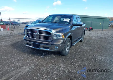 2018 Ram 1500 Laramie 4X4 5'7 Box z USA, uszkodzony, nr VIN 1C6RR7NT9JS104153